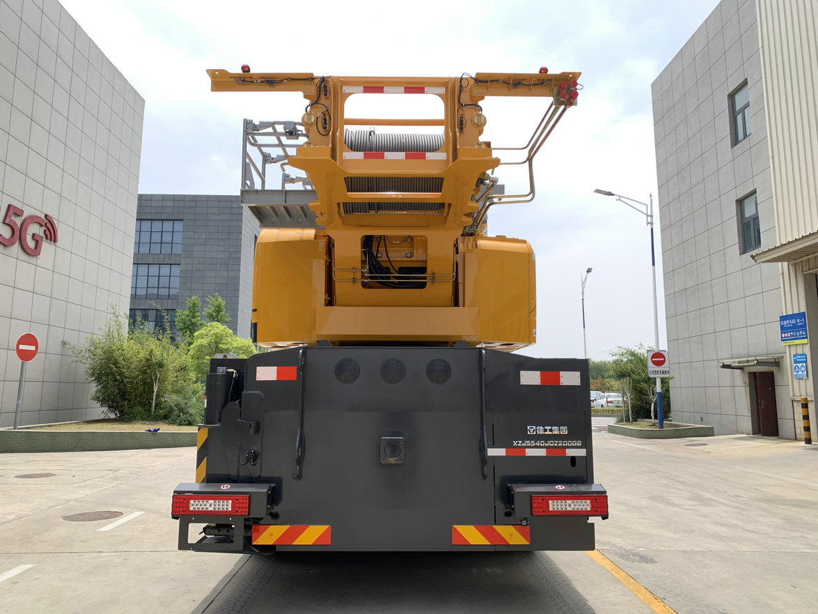 徐工牌XZJ5540JQZ200G8汽車起重機(jī)公告圖片