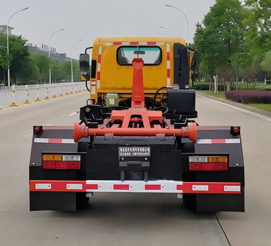 浩天星運(yùn)牌HTX5042ZXXYHL6車廂可卸式垃圾車公告圖片