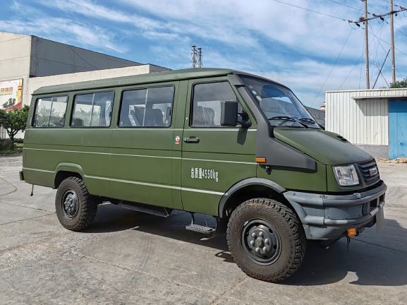 北方車輛牌BFV5050XYB運(yùn)兵車