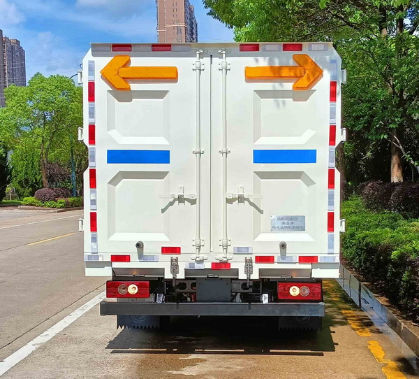 湘昌牌KUN5040TWFBEV純電動物料粉碎車公告圖片