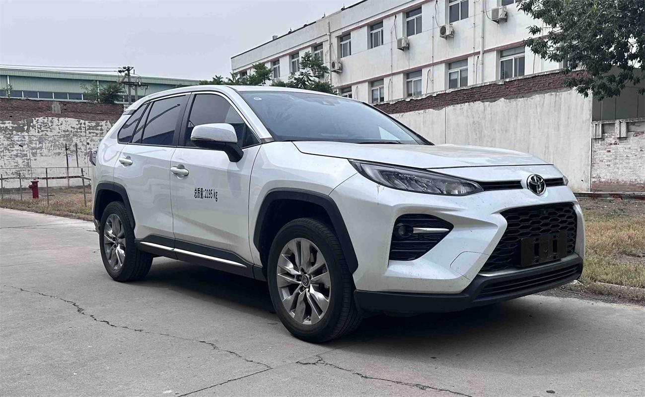 瓏致汽車牌LZV5020XGJ72工具車