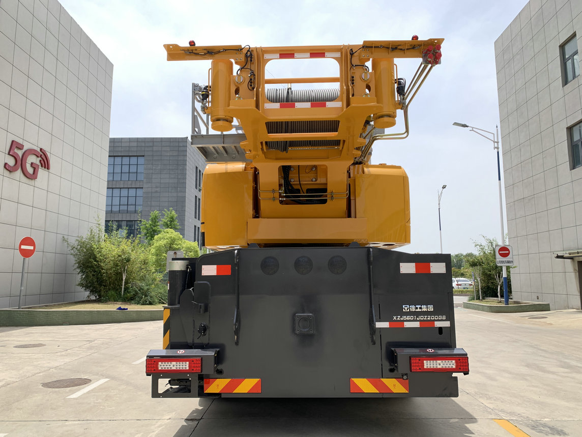 徐工牌XZJ5601JQZ200G8汽車起重機公告圖片