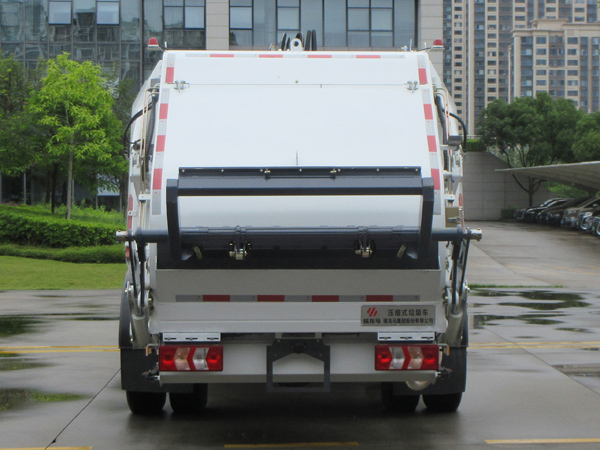 福龍馬牌FLM5120ZYSJQ6壓縮式垃圾車公告圖片