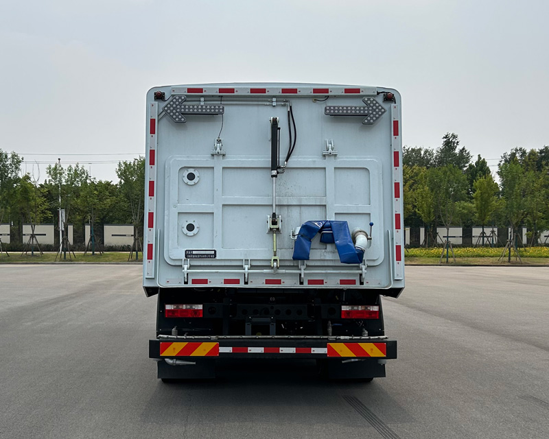 犀重牌AXZ5185TXSDFBEV純電動洗掃車公告圖片