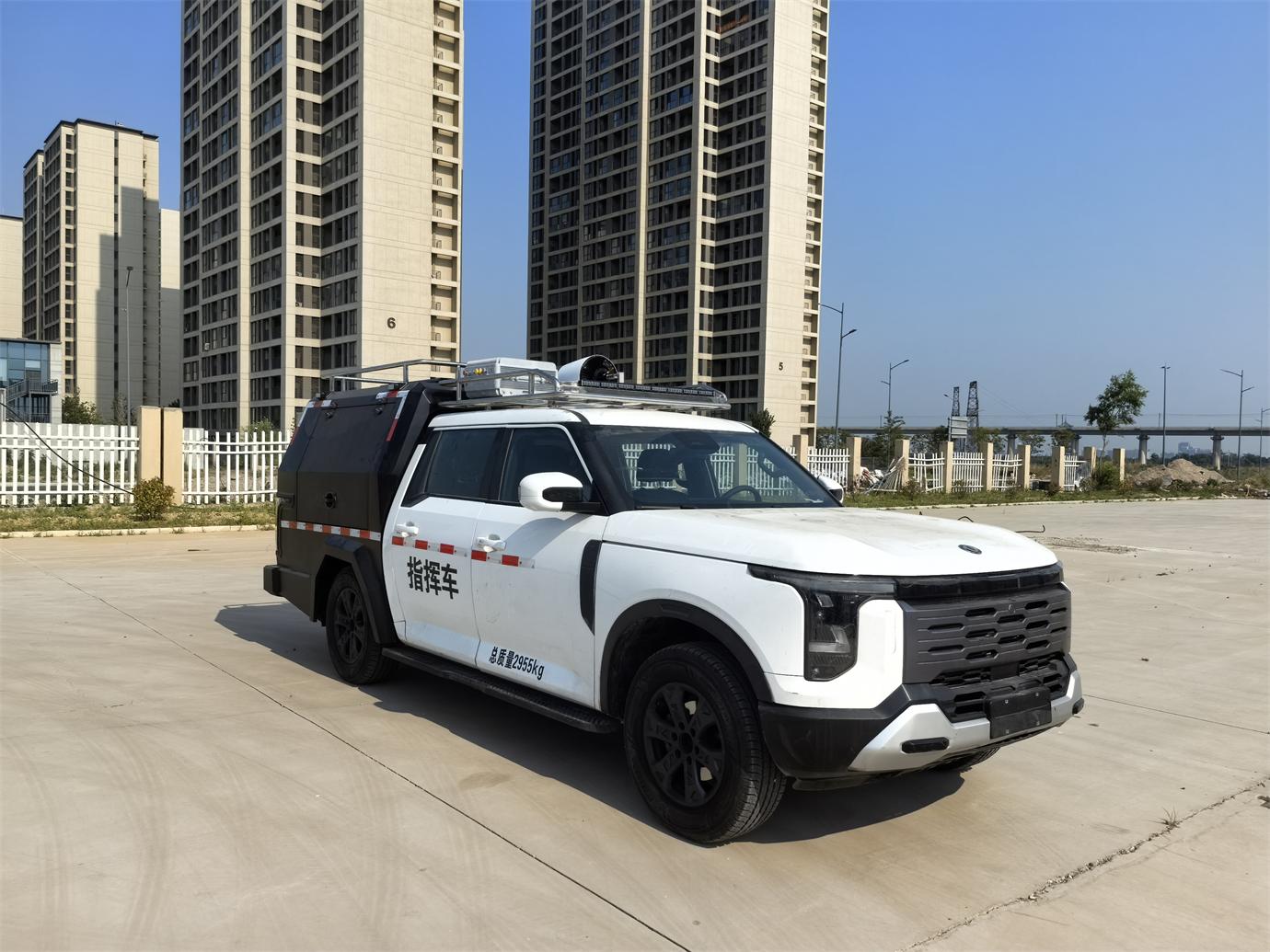 QJM5032XZH型指揮車圖片