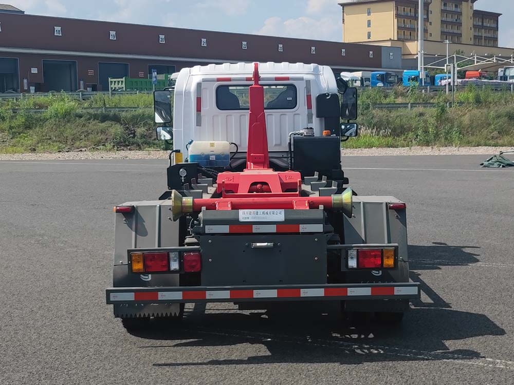 川汽建邦牌JBJ5120ZXXG6車廂可卸式垃圾車公告圖片