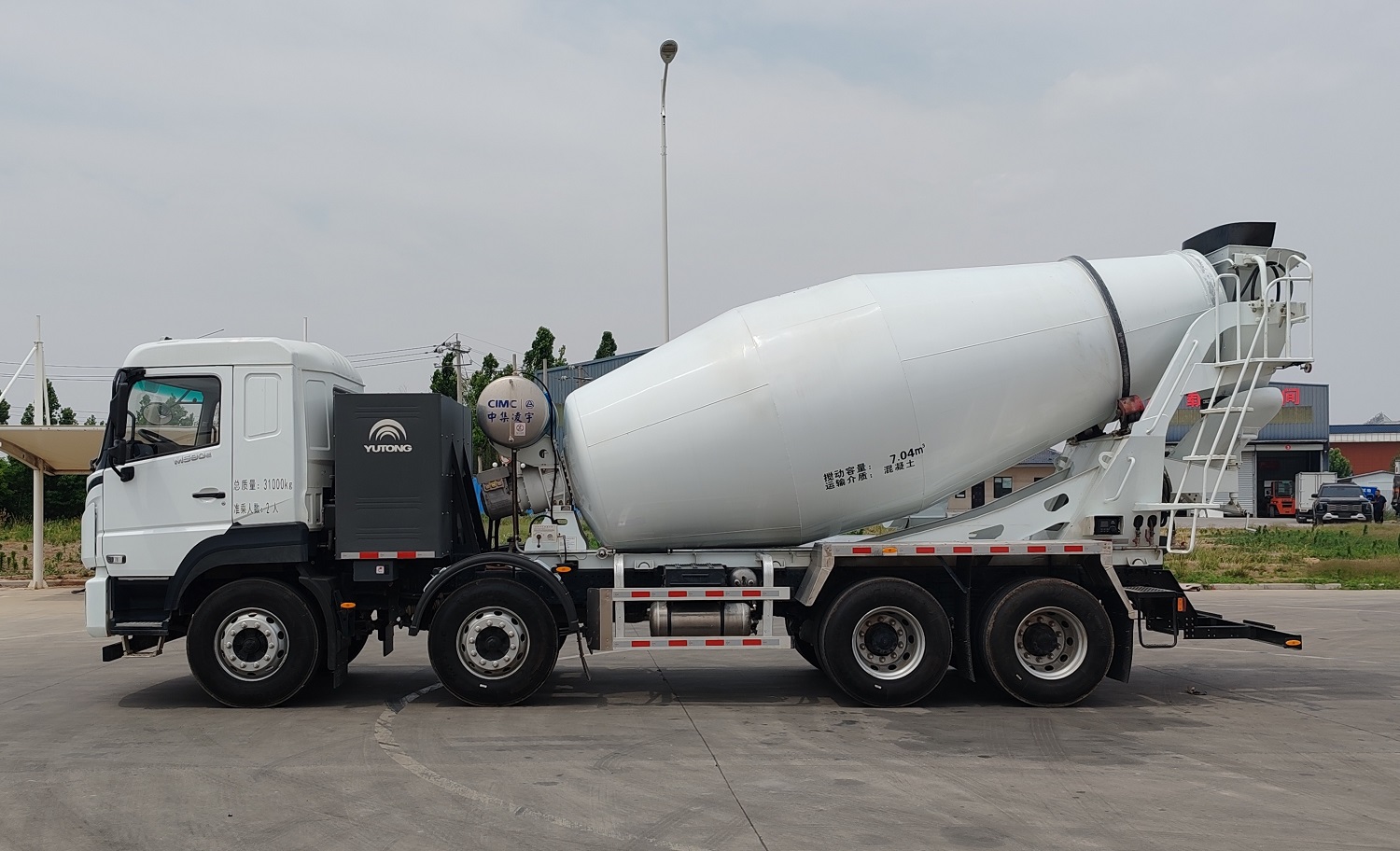 宇通牌ZKH5312GJBP6BEV11純電動(dòng)混凝土攪拌運(yùn)輸車公告圖片