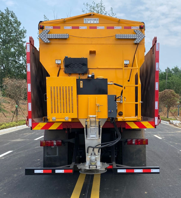 宏磊風(fēng)牌HLF5250TCXZL除雪車公告圖片