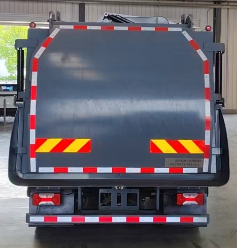 賽沃牌SAV5121TCABEV純電動餐廚垃圾車公告圖片