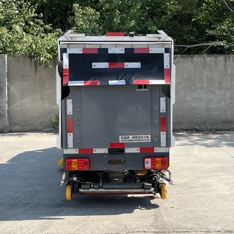 天路牌BTL5021TXSZBBEV純電動(dòng)洗掃車公告圖片