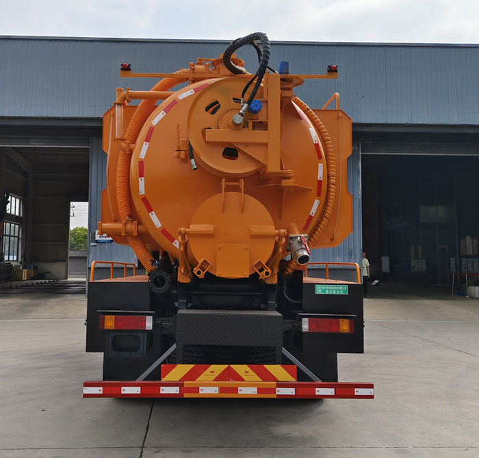 程力牌CL5181GQW6ACC清洗吸污車(chē)公告圖片