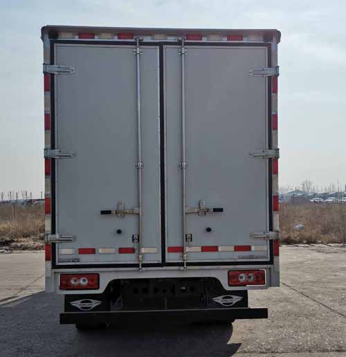 福田牌BJ5046XXY9JBA-01廂式運輸車公告圖片