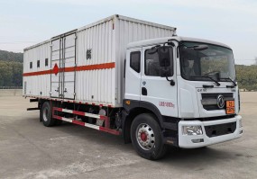 东风牌EQ5185XRQL9CDEACWXP易燃气体厢式运输车