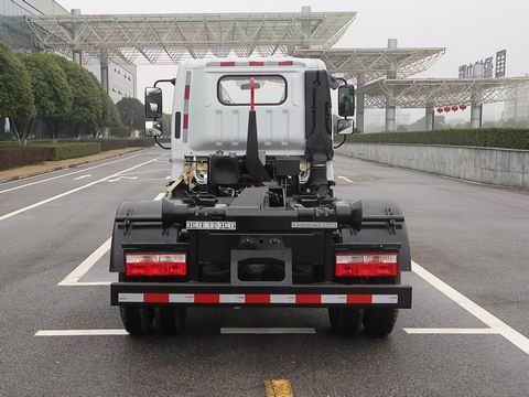 中聯(lián)牌ZBH5070ZXXEQY6車廂可卸式垃圾車公告圖片