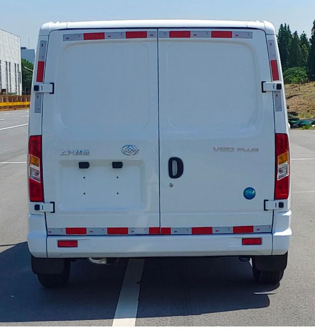 大通牌SH5040XXYA7DB-L廂式運(yùn)輸車公告圖片