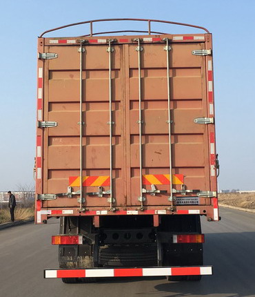 東風(fēng)牌DFH5310CCQAX7畜禽運(yùn)輸車公告圖片