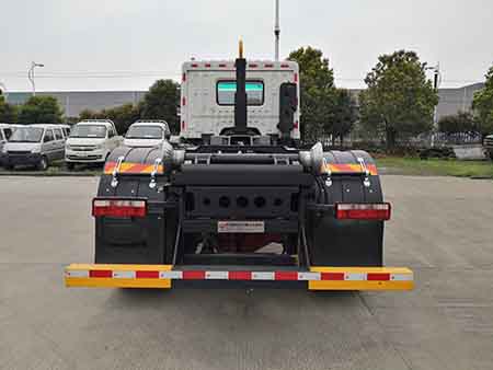 中汽牌ZQZ5181ZXXDB6車廂可卸式垃圾車公告圖片