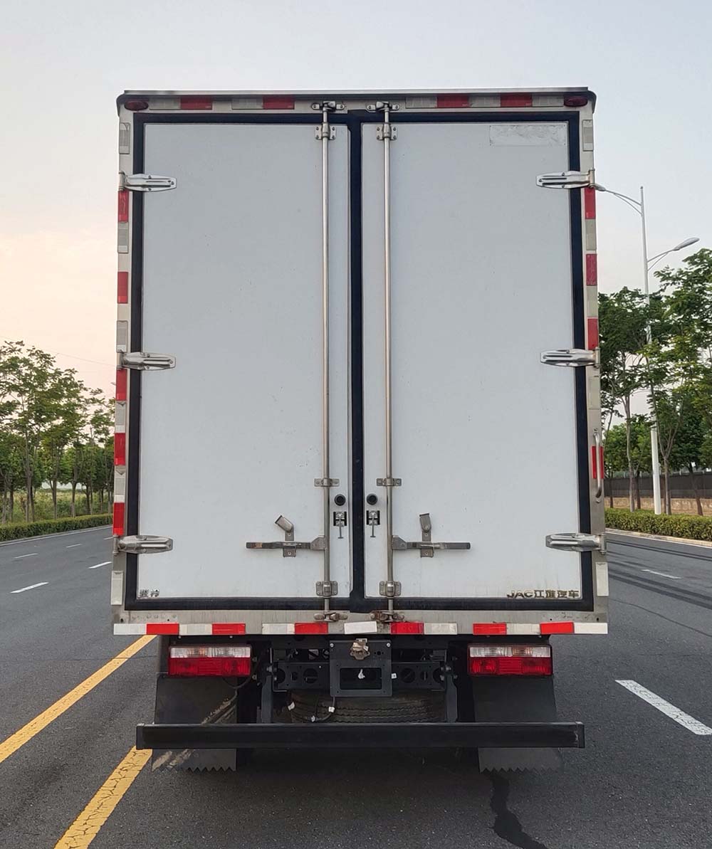 江淮牌HFC5043XLCP31K1C7S冷藏車公告圖片