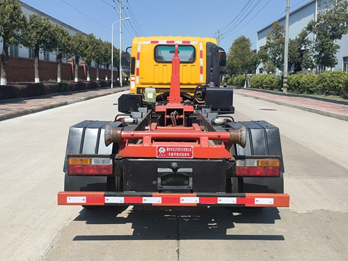 大運(yùn)單排 SZD5042ZXXCG6車廂可卸式垃圾車公告圖片