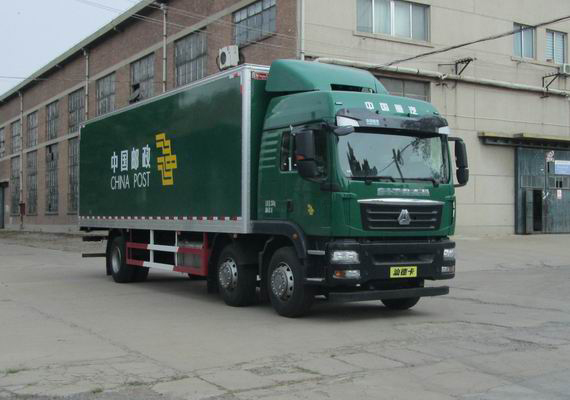 汕德卡牌ZZ5256XYZN56CGF1郵政車