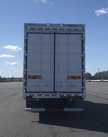 解放牌CA5180XYKP66K24L7E6翼開啟廂式車公告圖片