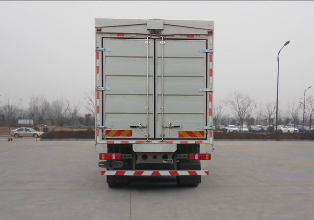 豪沃牌ZZ5327XYKV466HF1K翼開啟廂式車公告圖片