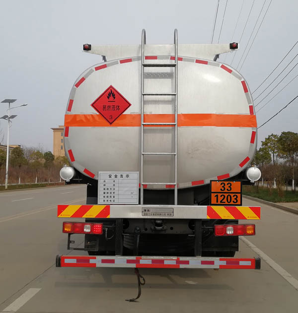 楚勝牌CSC5329GYYS6運油車公告圖片