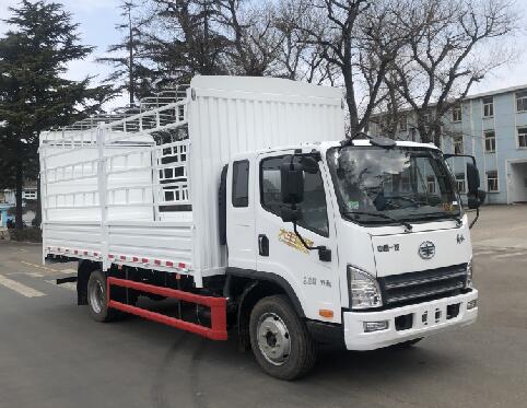 解放牌CA5120CCYP40K46L4E6A84倉(cāng)柵式運(yùn)輸車公告圖片