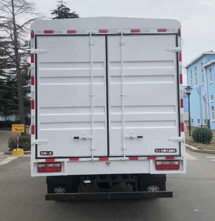 解放牌CA5120CCYP40K46L4E6A84倉(cāng)柵式運(yùn)輸車公告圖片