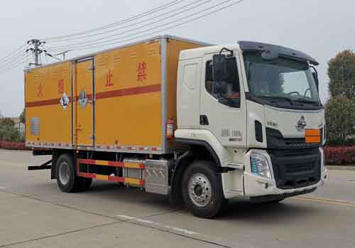 華通牌HCQ5187XZWLZ6雜項危險物品廂式運輸車公告圖片