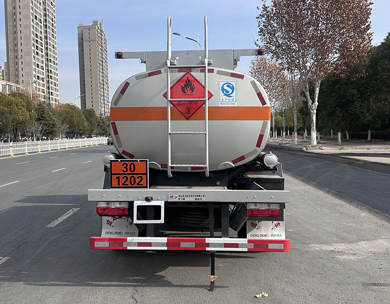 楚飛牌CLQ5122GYY6E運油車公告圖片