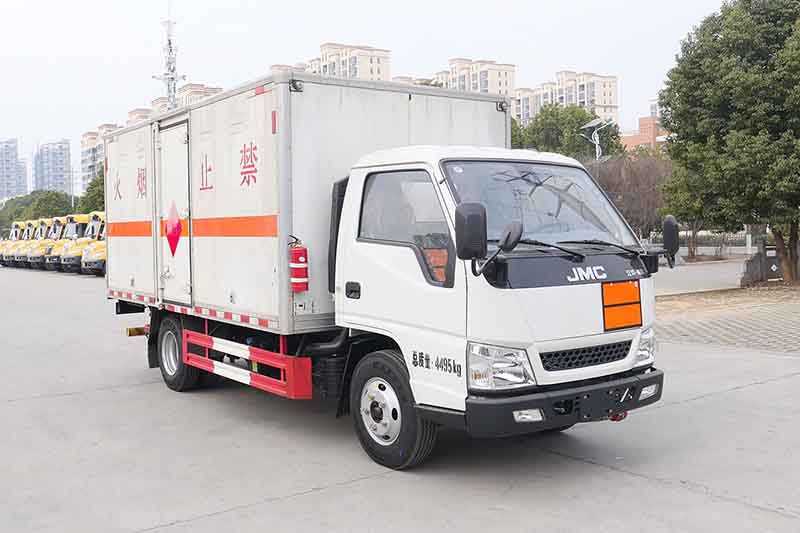 華通牌HCQ5041XRQJX6易燃?xì)怏w廂式運(yùn)輸車公告圖片