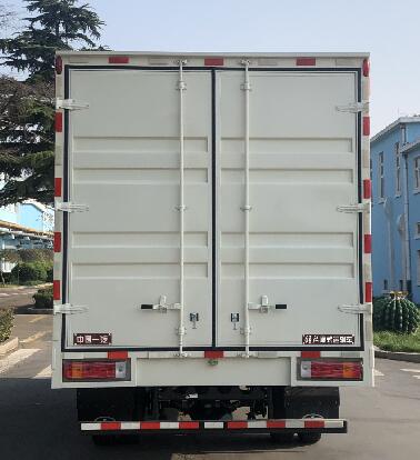 解放牌CA5110XXYP40K46L5E6A84廂式運輸車公告圖片