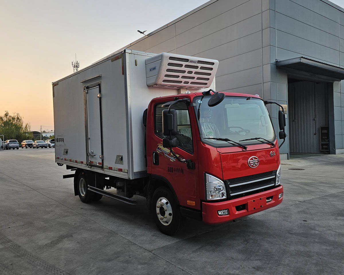 解放牌CA5041XLCP40K59L2E6A84冷藏車公告圖片