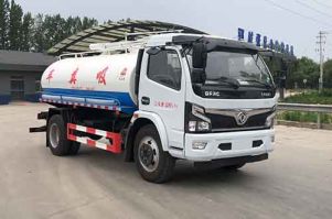 吸粪车