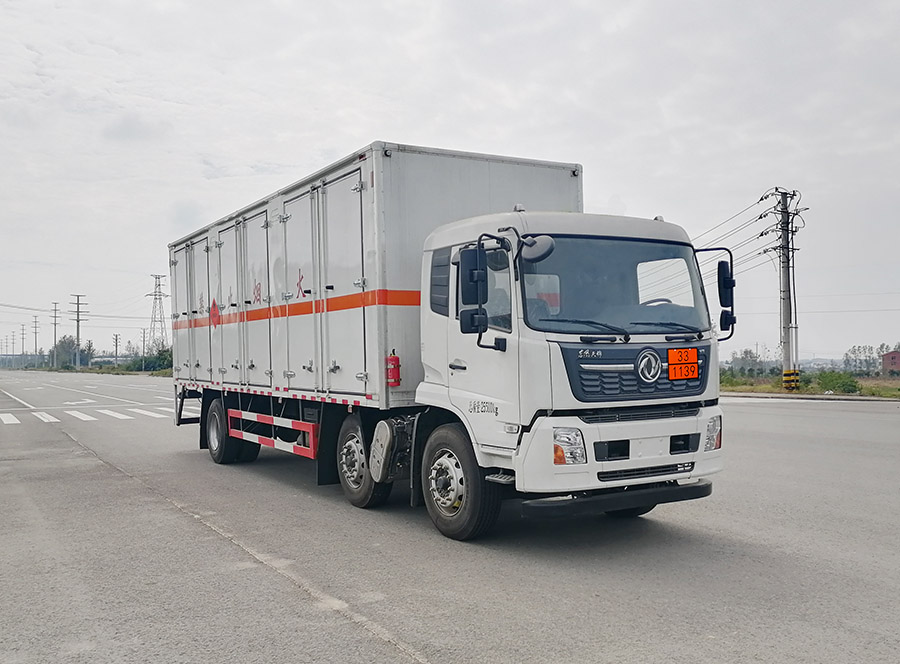 大力牌DLQ5260XRYDFH6易燃液體廂式運(yùn)輸車(chē)公告圖片
