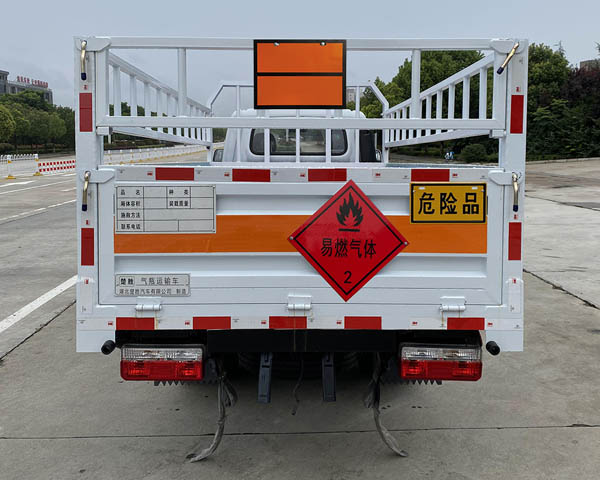 楚勝牌CSC5035TQP6氣瓶運(yùn)輸車(chē)公告圖片