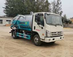 中运威牌ZYW5040GXWBJ6吸污车