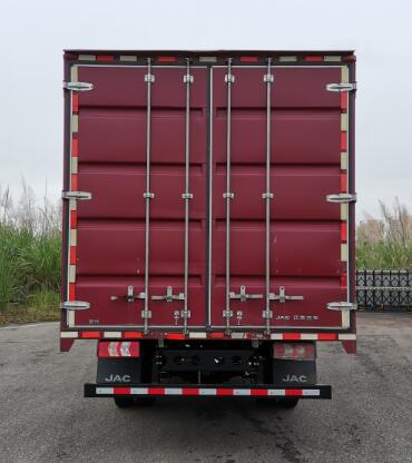 江淮牌HFC5118XXYP61K1D7S廂式運(yùn)輸車(chē)公告圖片