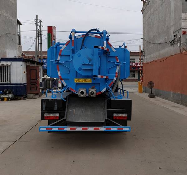 東環(huán)威牌JDH5120GQWEQ6清洗吸污車公告圖片