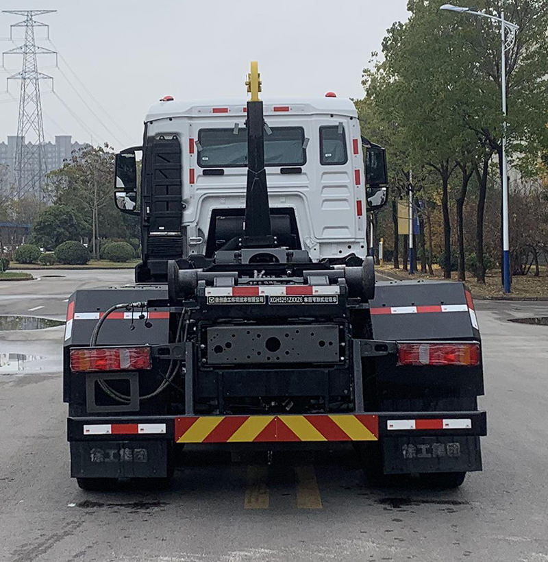 徐工牌XGH5251ZXXZ6車廂可卸式垃圾車公告圖片