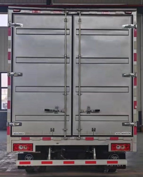 福田牌BJ5048XXY8JDA-AB5廂式運(yùn)輸車公告圖片