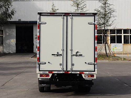 福田牌BJ5045XXY9JB5-24廂式運輸車公告圖片