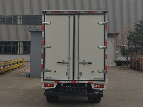 福田牌BJ5045XXY9PB7-23廂式運(yùn)輸車公告圖片