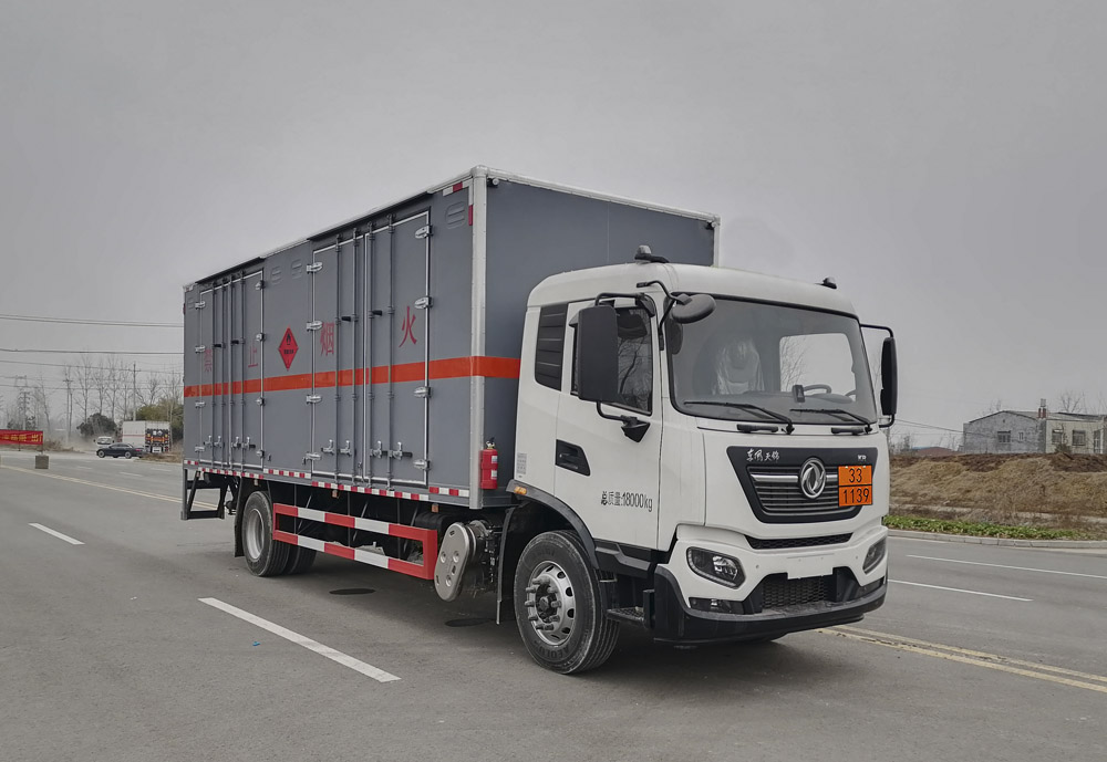 大力牌DLQ5181XRYDFH6易燃液體廂式運輸車公告圖片