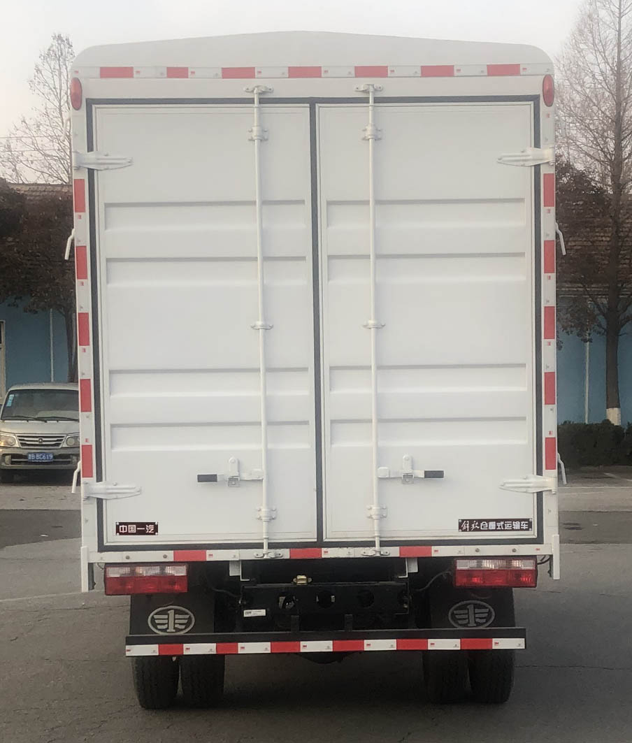 解放牌CA5090CCYP40K61L2E6A84倉柵式運輸車公告圖片