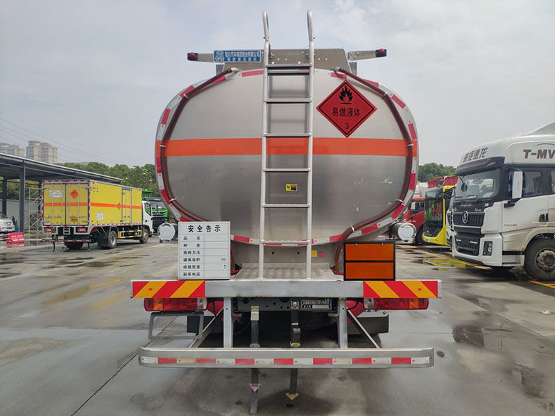 程力牌CL5321GYYLZ6鋁合金運油車公告圖片