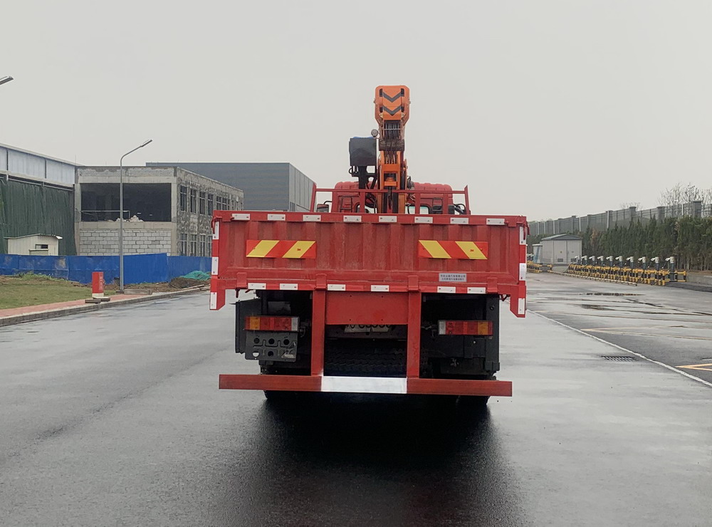 長興德龍牌ZZZ5259JSQEQ6隨車起重運(yùn)輸車公告圖片