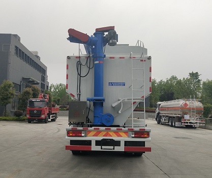 程力威牌CLW5315ZSLC6散裝飼料運輸車公告圖片