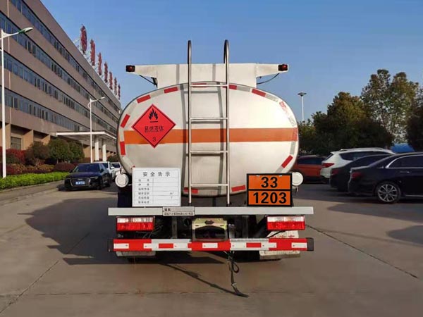 楚勝牌CSC5125GYY6AC運油車公告圖片